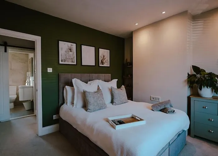 Casa vacanze Modern Style House With Log Burner *